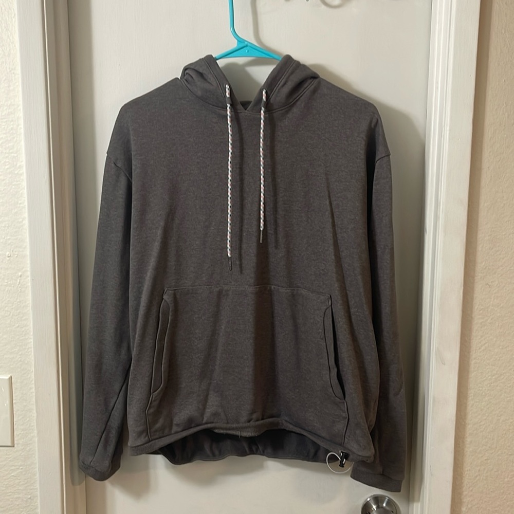 Columbia hoodie light gray. Only worn one time.
